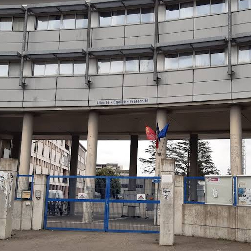 Mission affichage dans les lycées et à la fac&nbsp;!